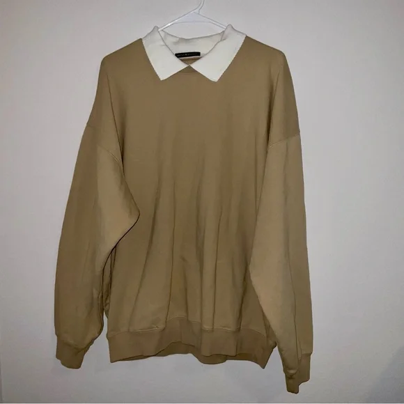 Brandy Melville John Galt Collared Crewneck - one size - Picture 2 of 5